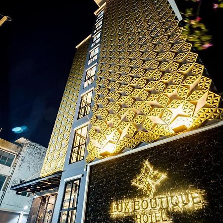 Lux Boutique Hotel Nonthaburi Extérieur photo