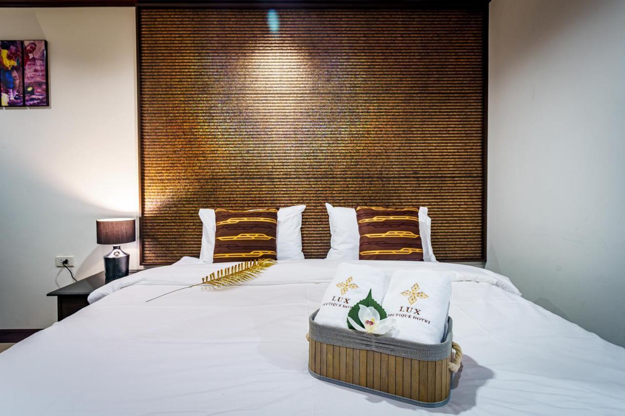 Lux Boutique Hotel Nonthaburi Extérieur photo