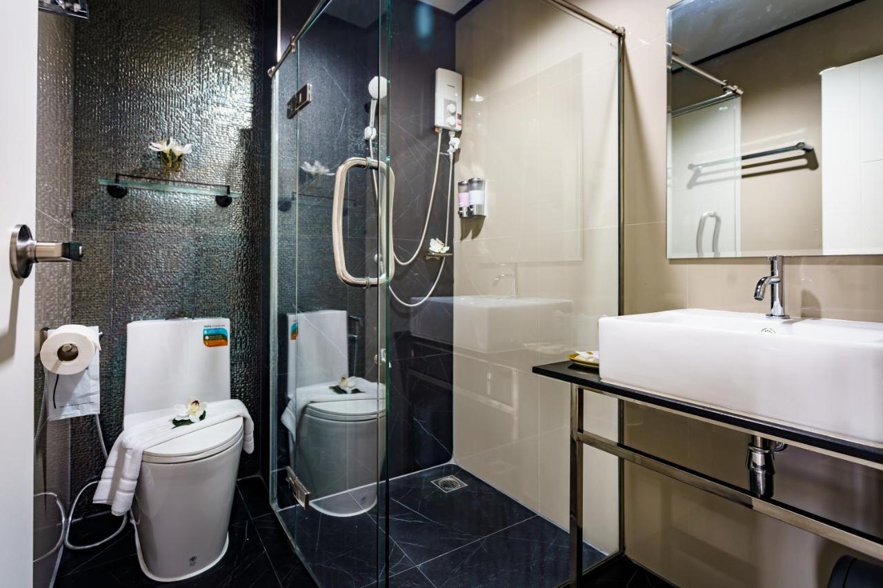 Lux Boutique Hotel Nonthaburi Extérieur photo